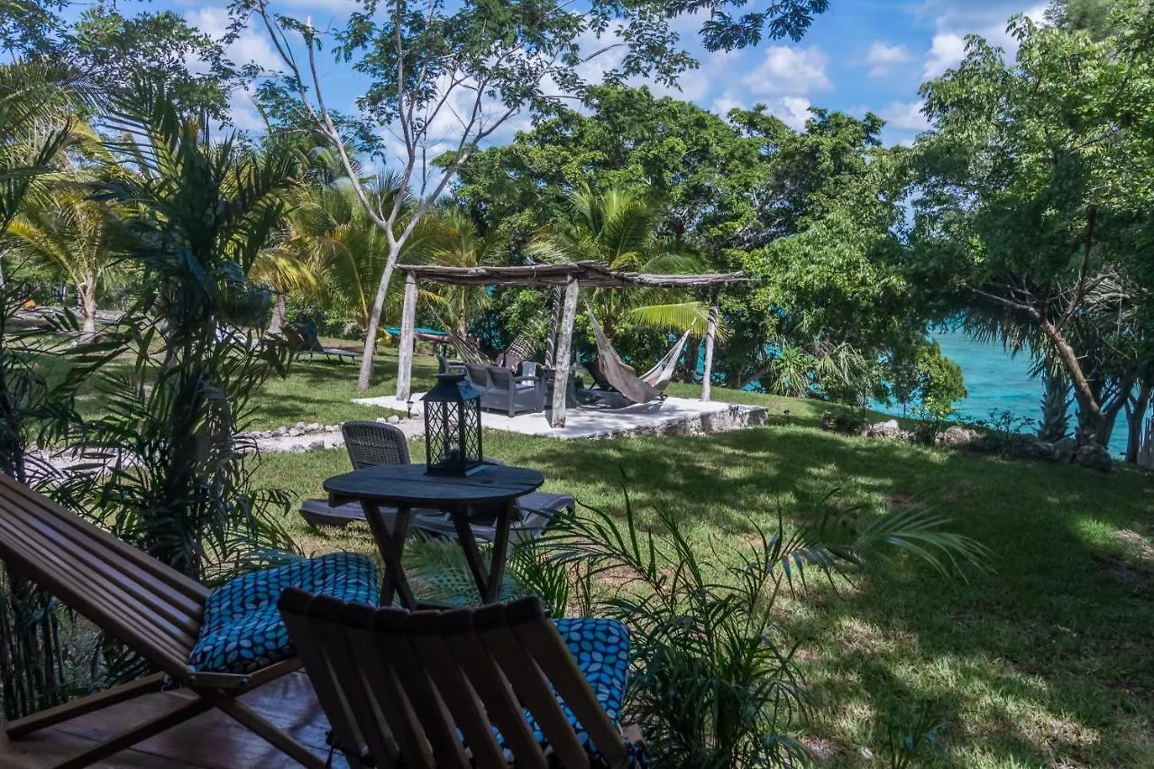 Lodge Mercedes Bacalar