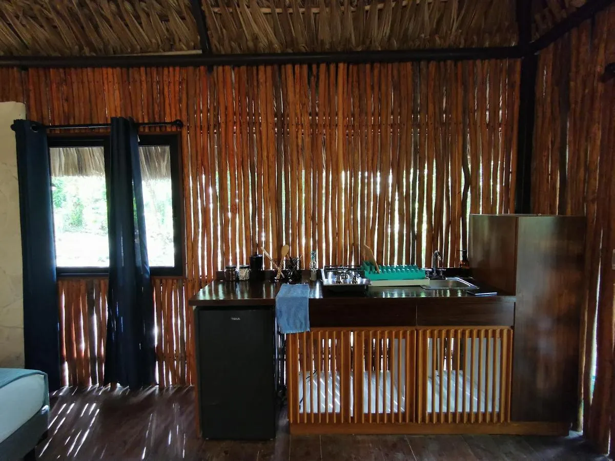 Lodge Mercedes Bacalar